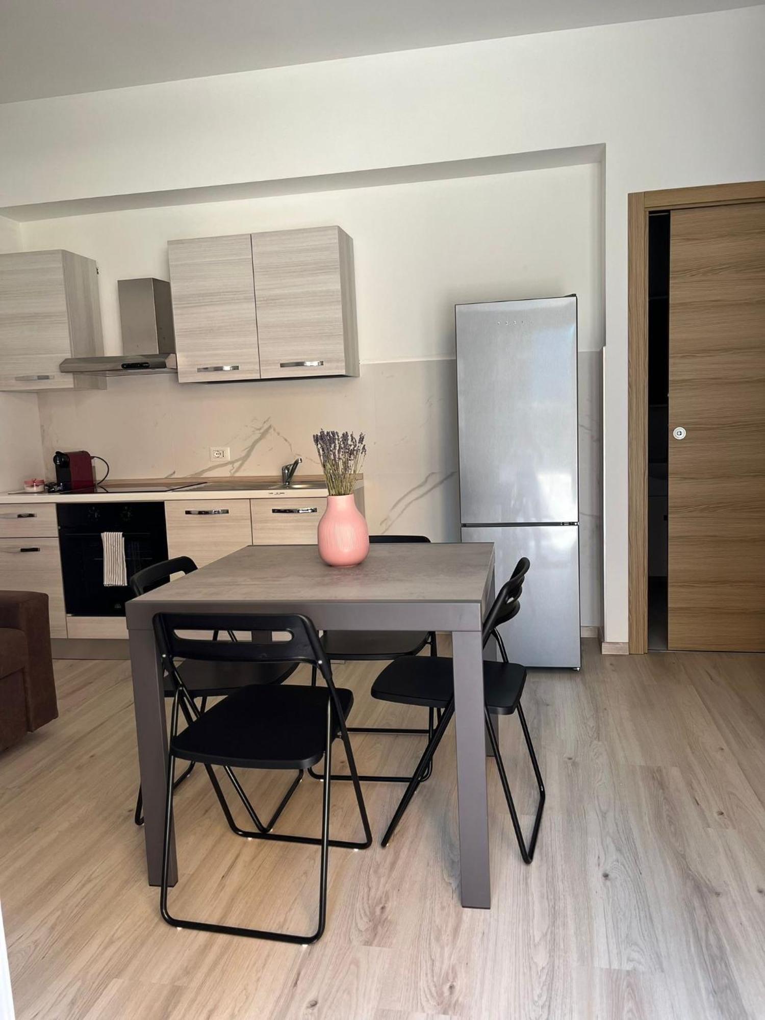 Villa Milano Apt. N. 5 Екстер'єр фото